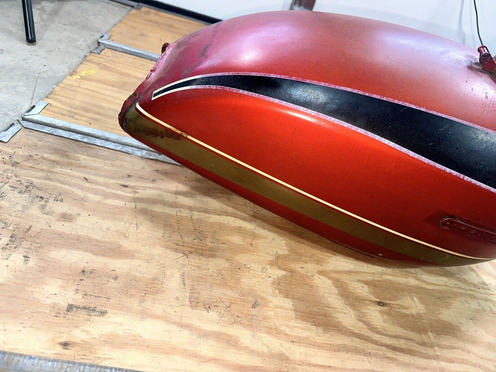 1974-77 Kawasaki KZ400 KZ 400 Gas Tank Fuel