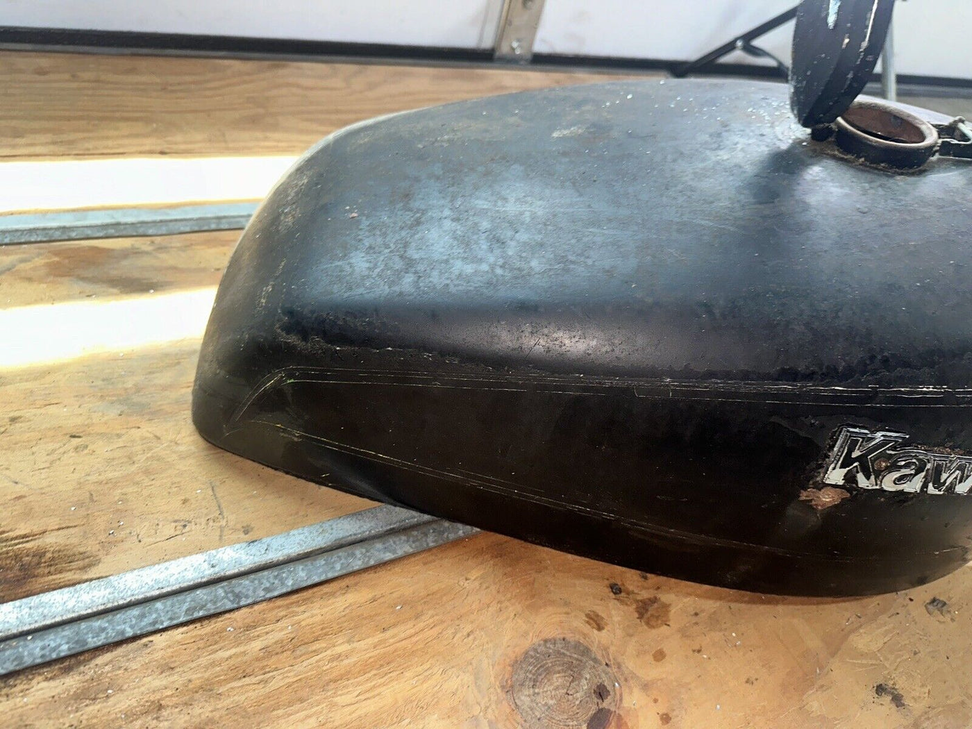 1976 to 1977 Kawasaki KZ650B Gas Tank