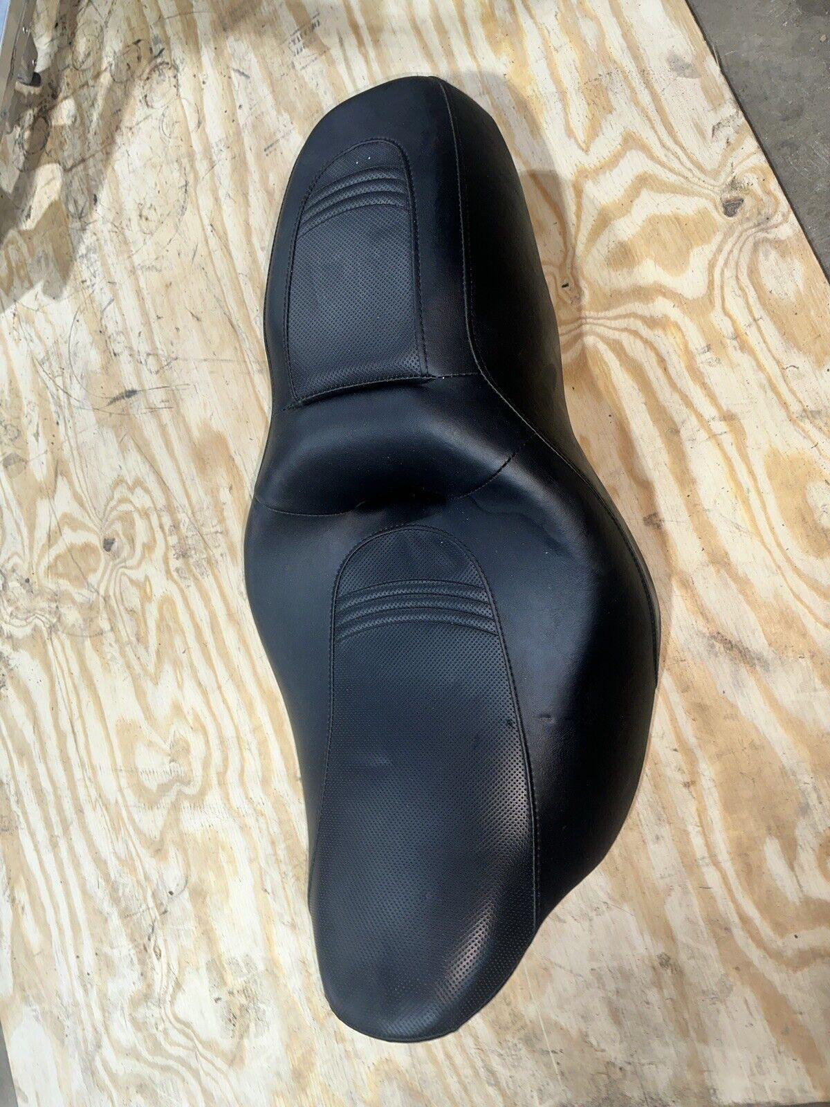 Harley Davidson Low Profile Touring Seat RDW 92/61-0067