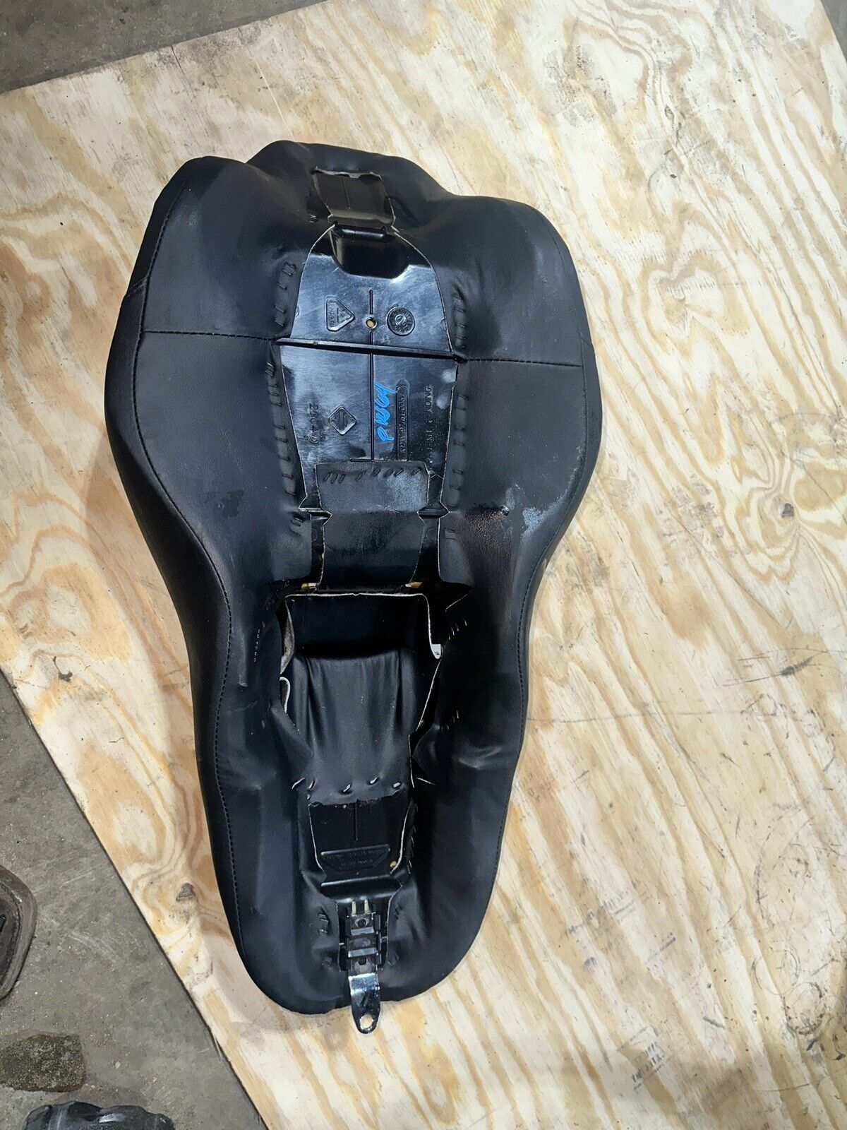 Harley Davidson Low Profile Touring Seat RDW 92/61-0067