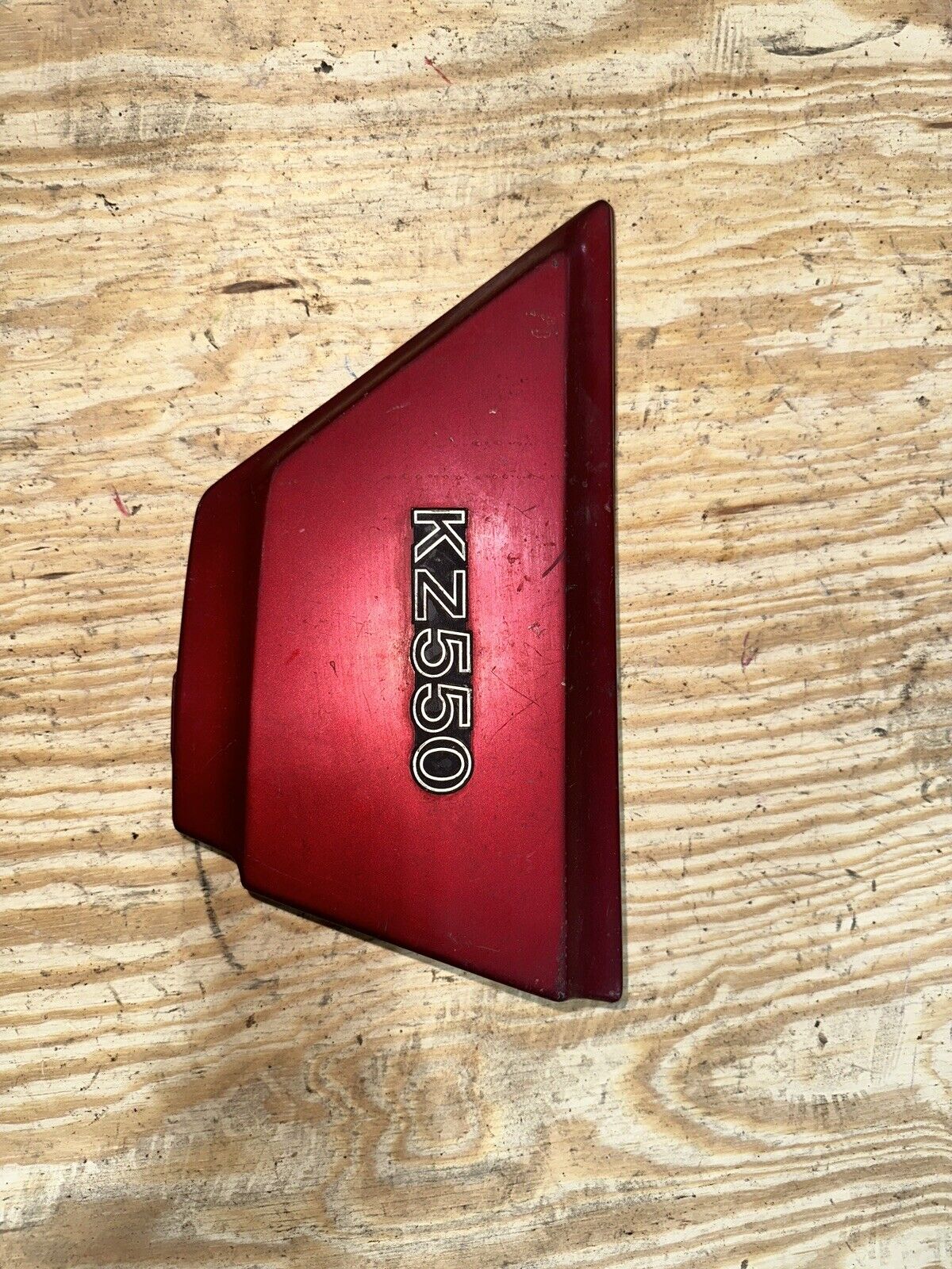 1982 Kawasaki KZ550A KZ550 Right Side Cover With Emblem 1980-1983 80 81 82 83