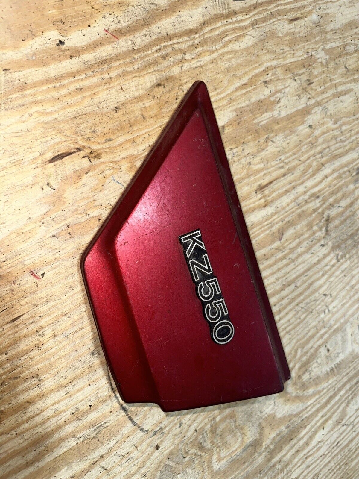 1982 Kawasaki KZ550A KZ550 Right Side Cover With Emblem 1980-1983 80 81 82 83