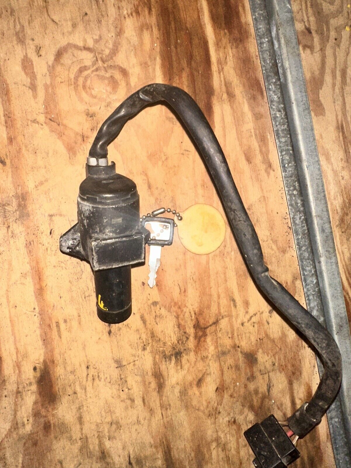 82 Honda vf 750f ignition switch With Key