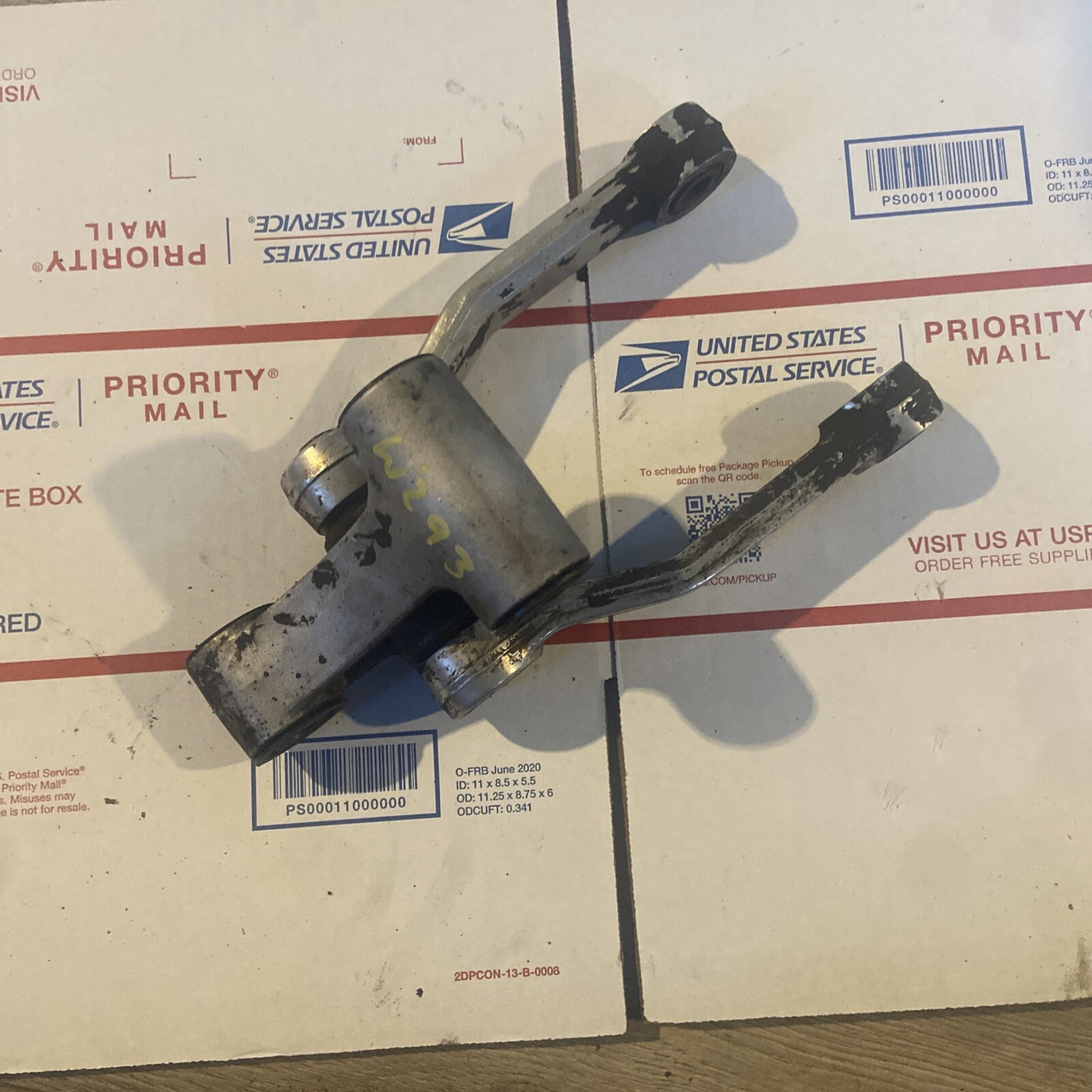 1993-2002 Kawasaki Ninja ZX600 ZX6 rear shock dogbone suspension linkage