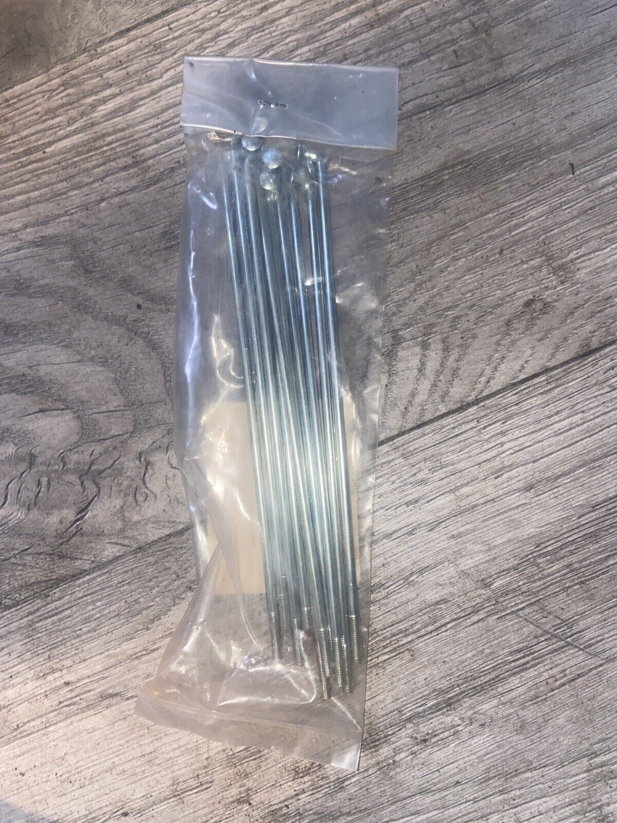 NOS KAWASAKI KDX80 SPOKE # 41029-1147