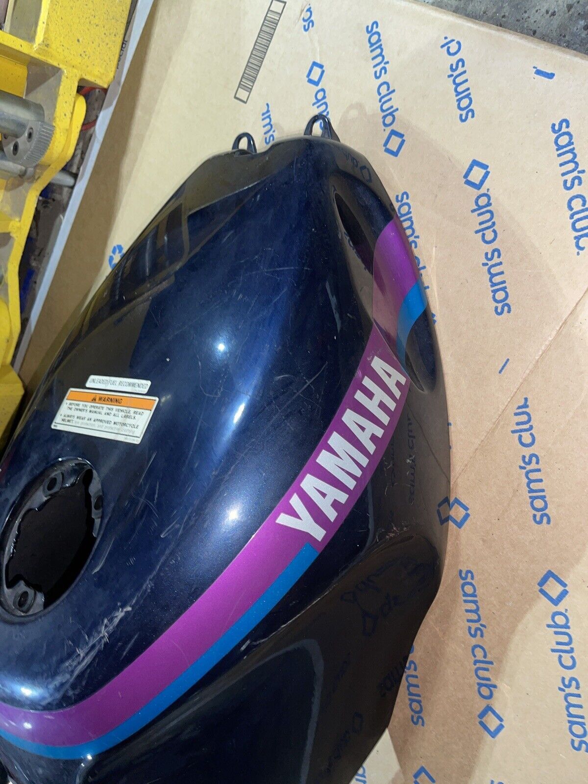 93-99 YAMAHA FZR600 GAS TANK FUEL CELL COVER FAIRING COWL