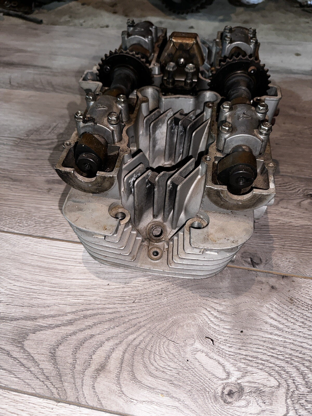 77 Suzuki Gs 750 Cylinder Head