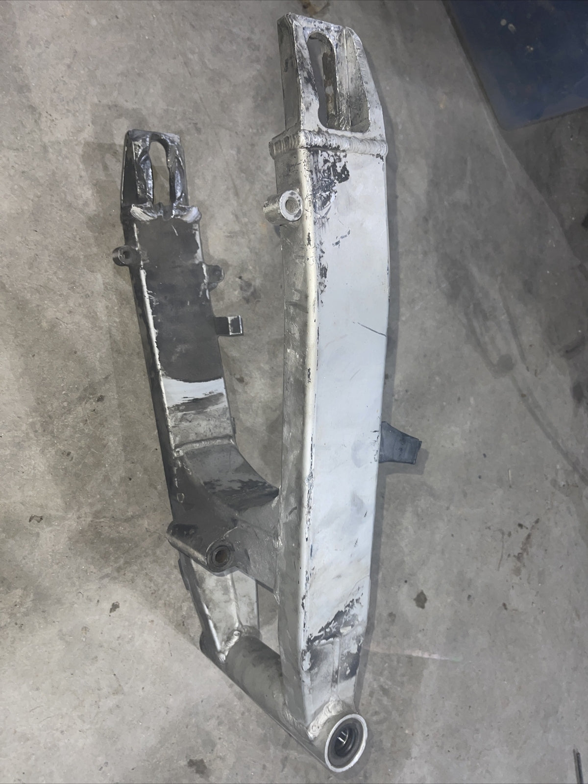 Kawasaki Ninja ZX6R 98-02 Rear Swingarm Assembly OEM 33001-1548-TX / 33001-1579-