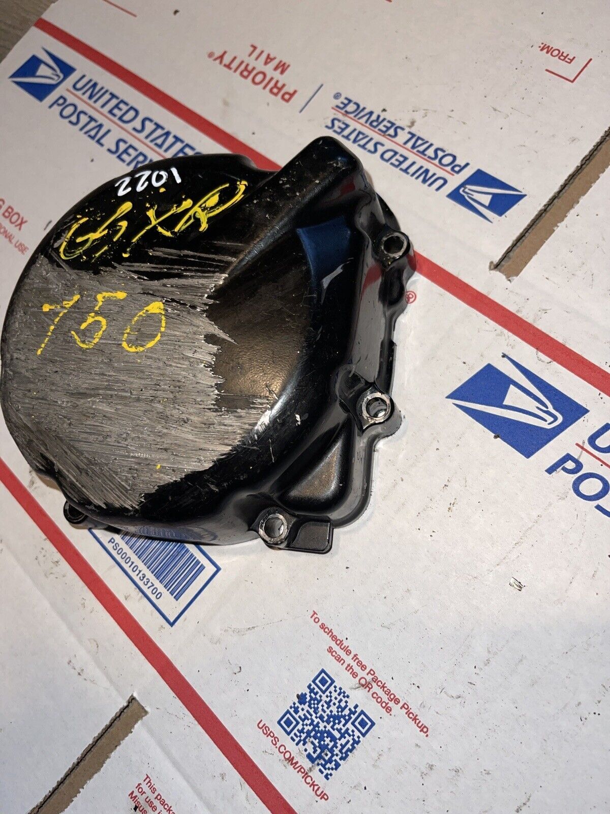 1999 Suzuki GSXR600 STATOR MAGNETO ALTERNATOR GENERATOR COVER