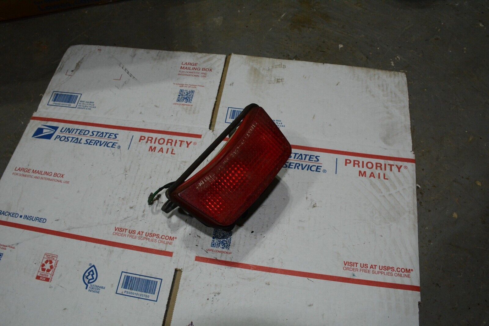1984 83-84 Honda Shadow 500 VT500C Tail Light Taillight Rear Brake Stop Lamp
