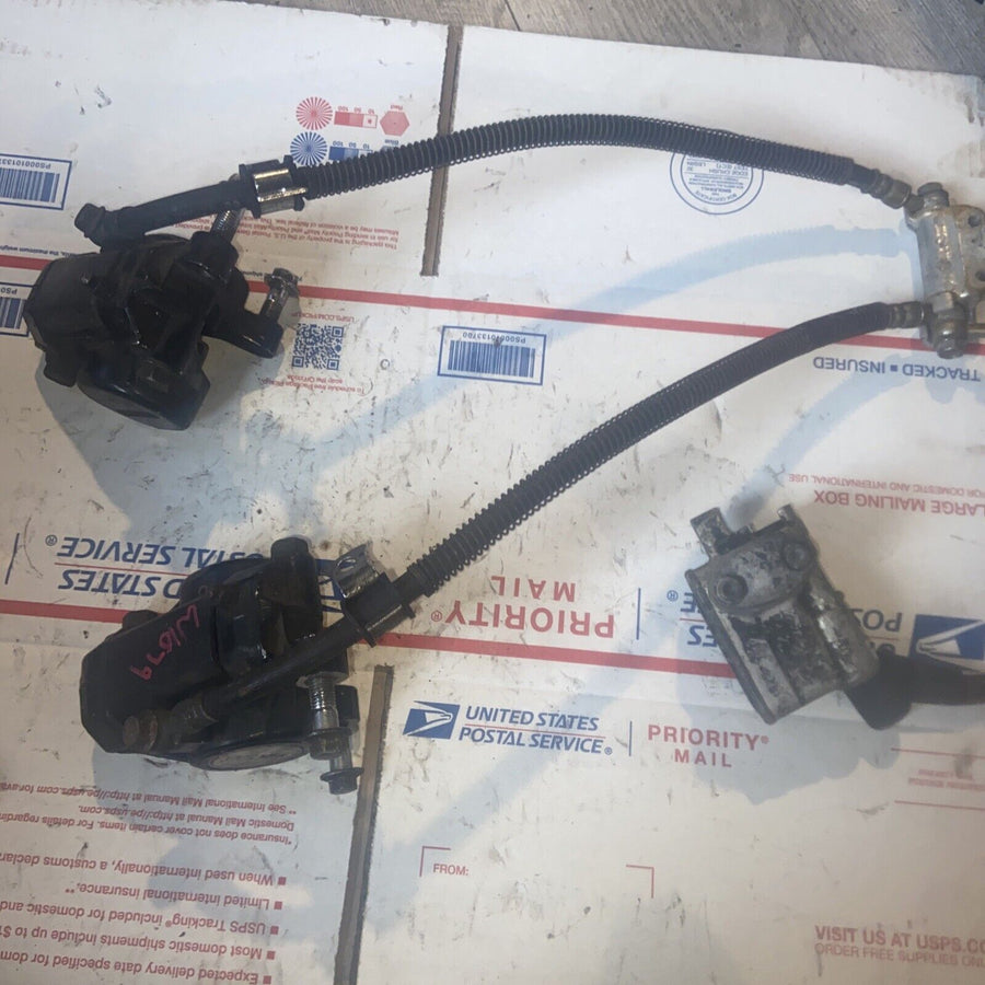 YAMAHA FZ750 BRAKE CALIPER SET PAIR CALIPERS