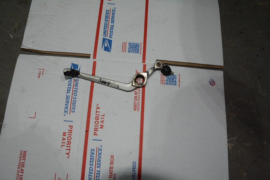 01-02 yamaha r6 gear shifter lever peg