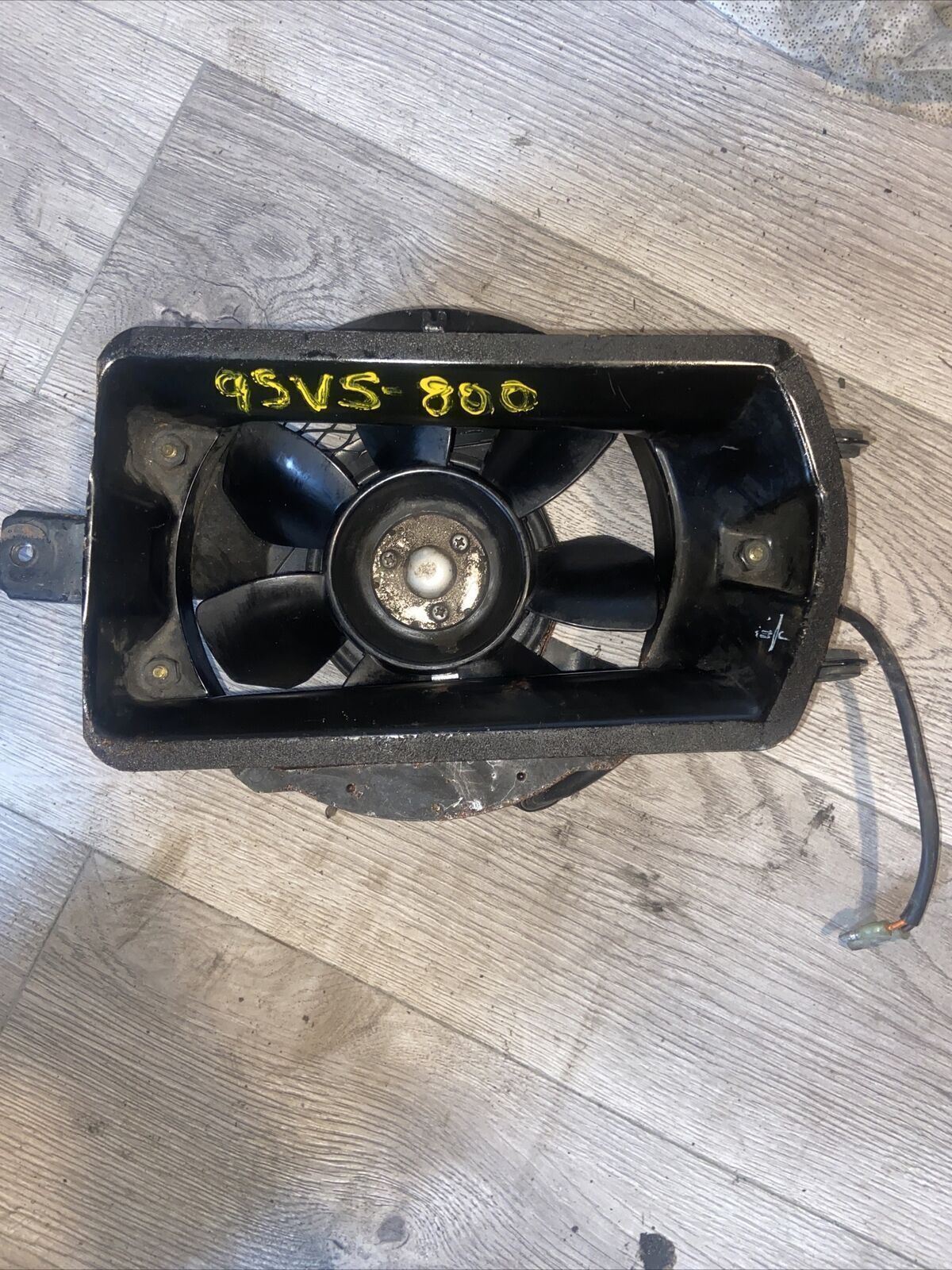 95 Suzuki Intruder VS 800 VS800 OEM Radiator Cooling Fan NICE!