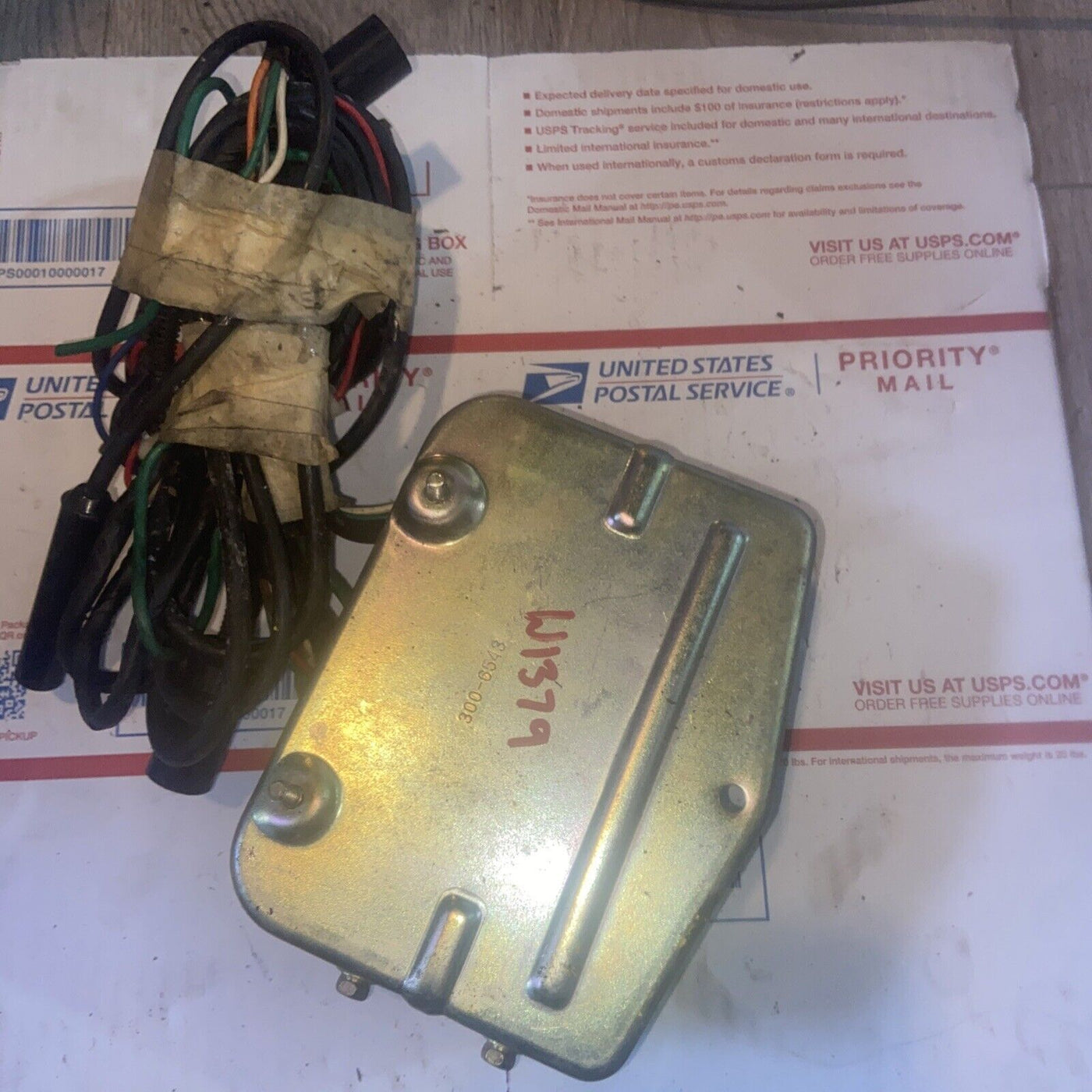 Honda GL1100 GL 1100 Goldwing Aspencade Clarion Speaker Box Amplifier Amp 