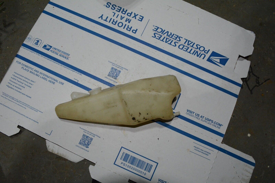 87 YAMAHA FZR1000 OEM COOLANT WATER TANK RESERVOIR BOTTLE