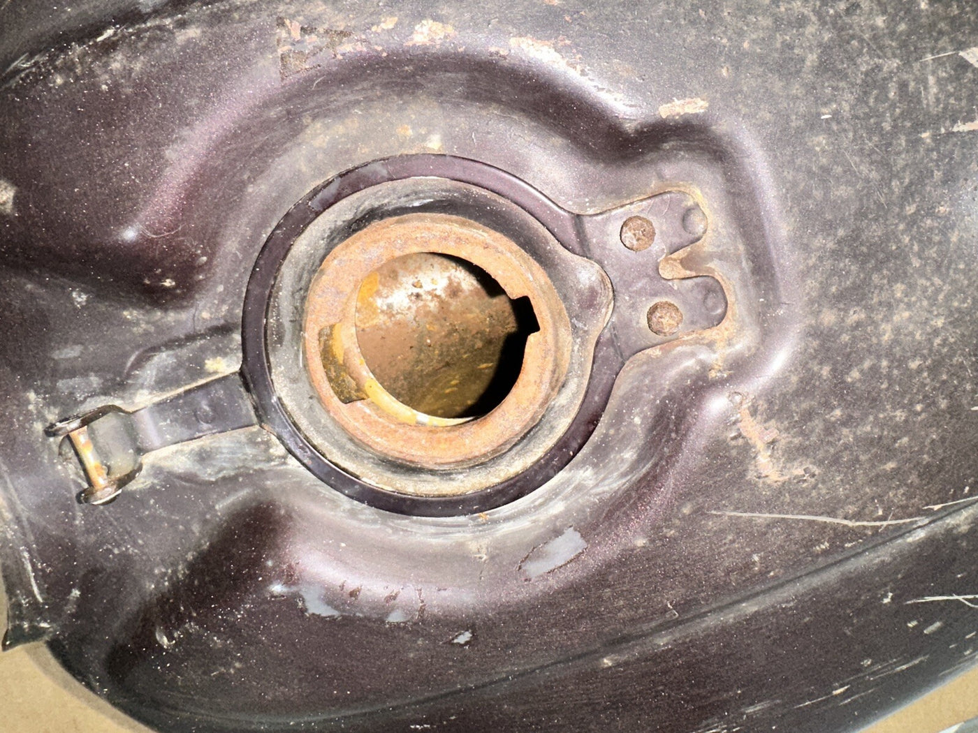 HONDA 80 81 CB750K GAS TANK FUEL CELL PETROL OEM Dented