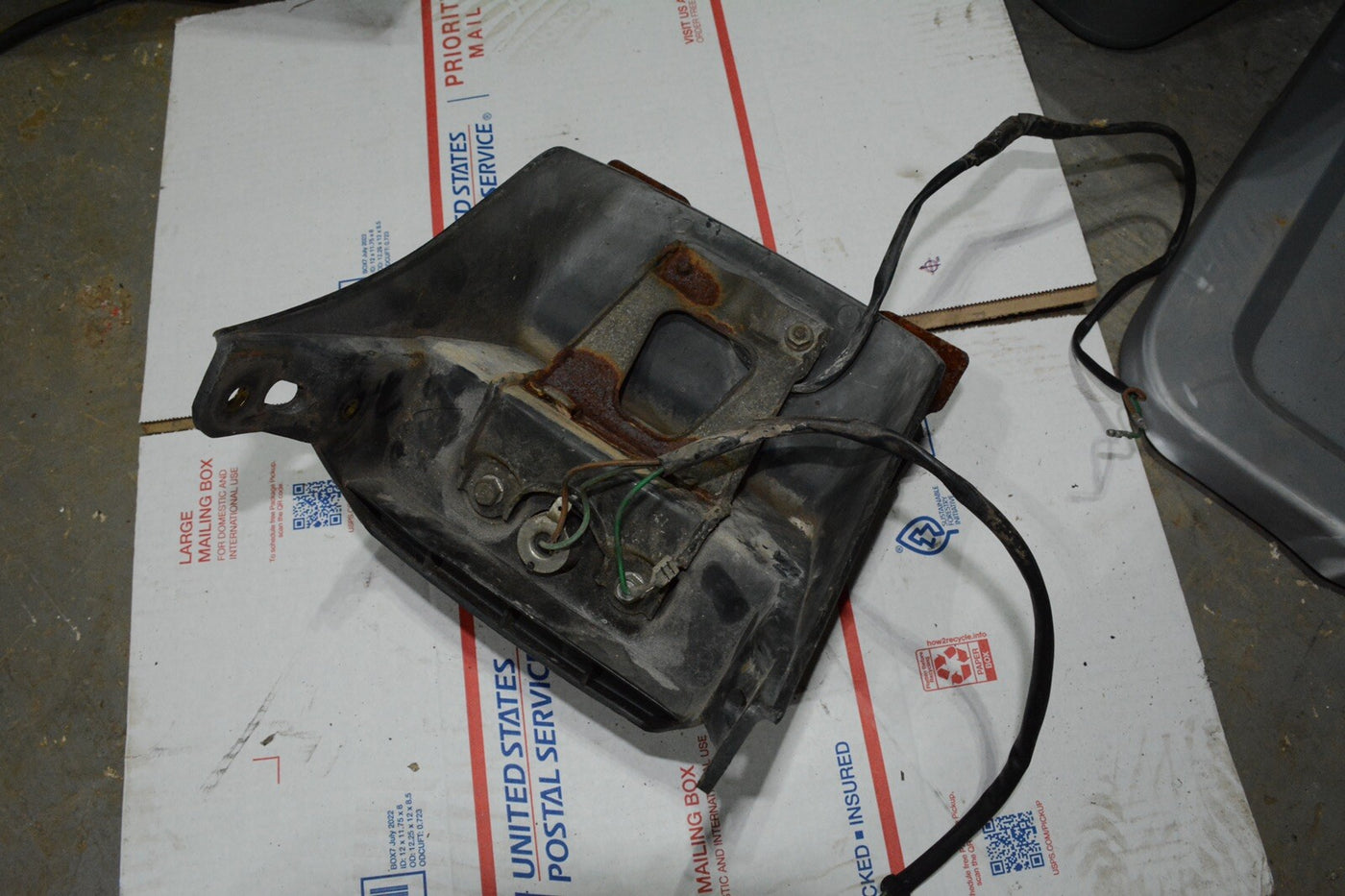 83 1983 cb550 Taillight and license plate bracket Honda CB550SC