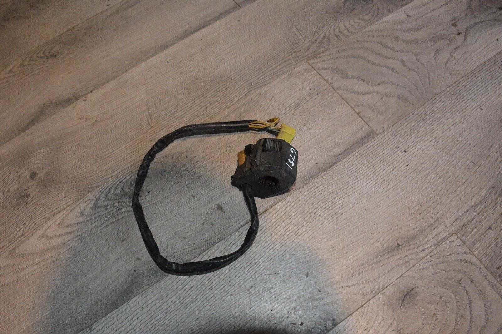 94 SUZUKI RF900 RF 900 RR RF900RR LEFT BAR CONTROLS, SWITCHES