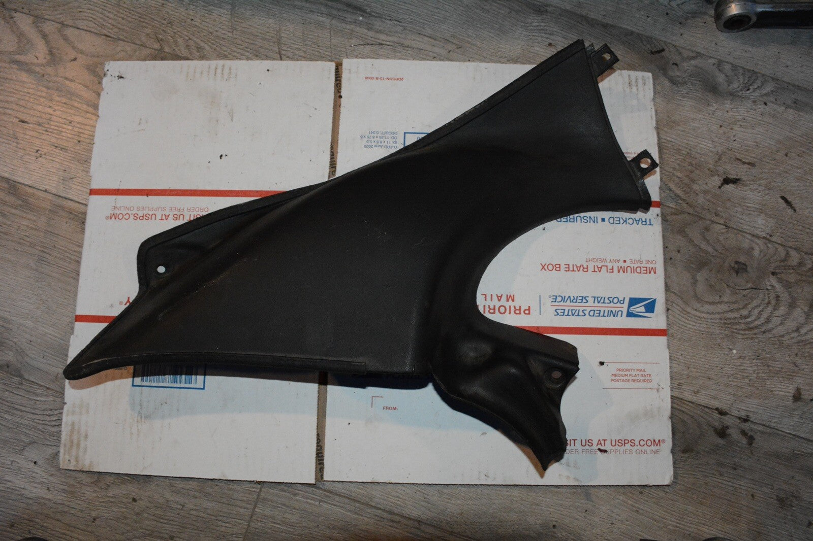 93-01 kawasaki zx 11 left speedometer cover trim