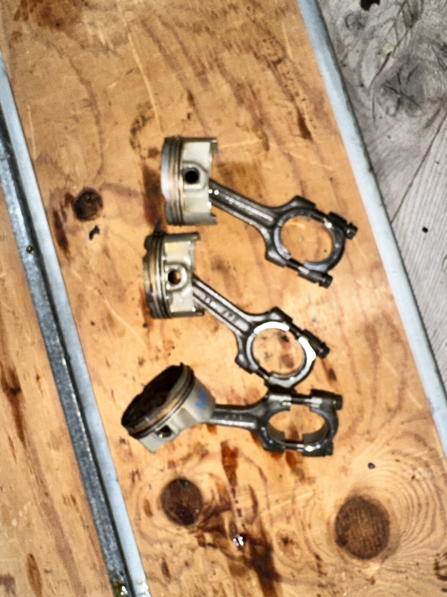 01-03 Suzuki Gsxr 600 Engine Motor Pistons Connecting Rods