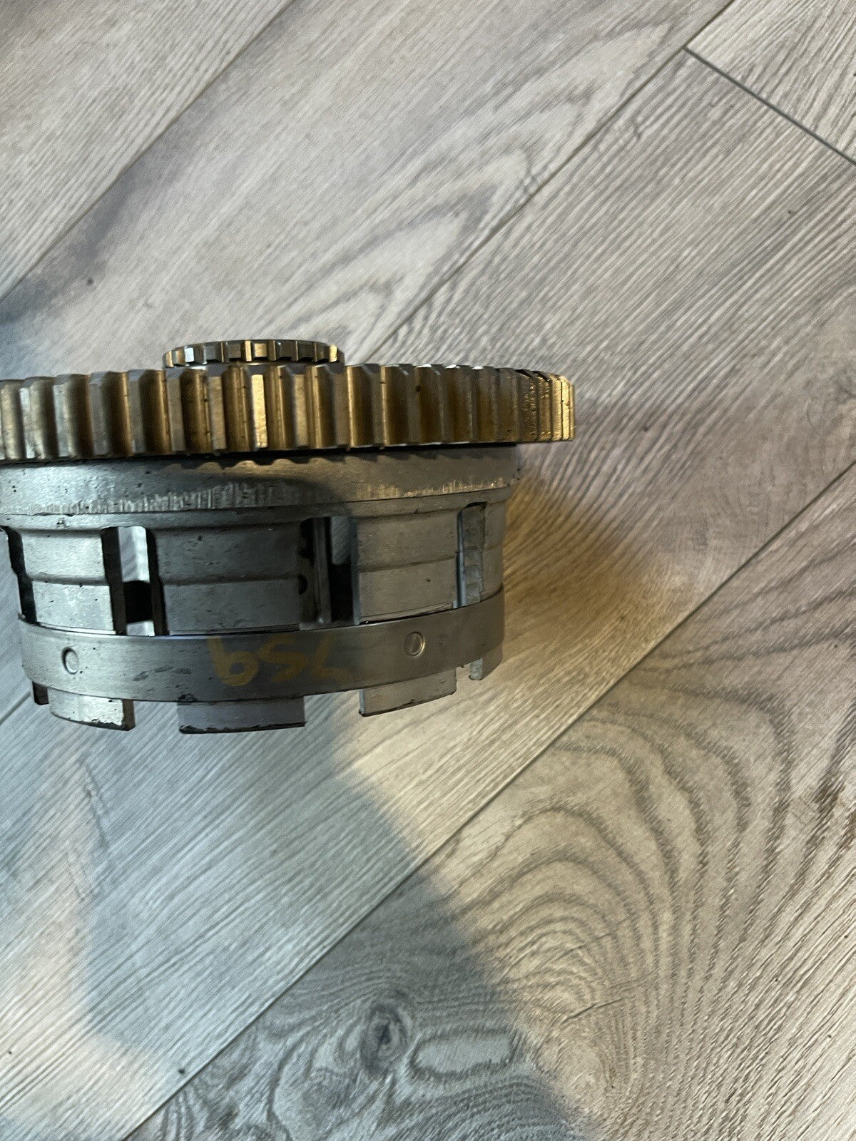 99 SUZUKI GSXR750 GSX R 750 CLUTCH BRACKET