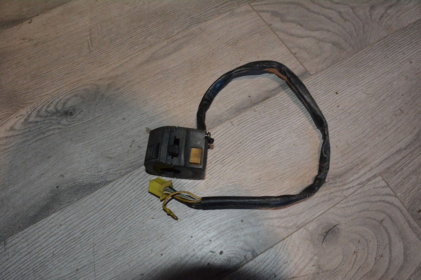 94 SUZUKI RF900 RF 900 RR RF900RR LEFT BAR CONTROLS, SWITCHES