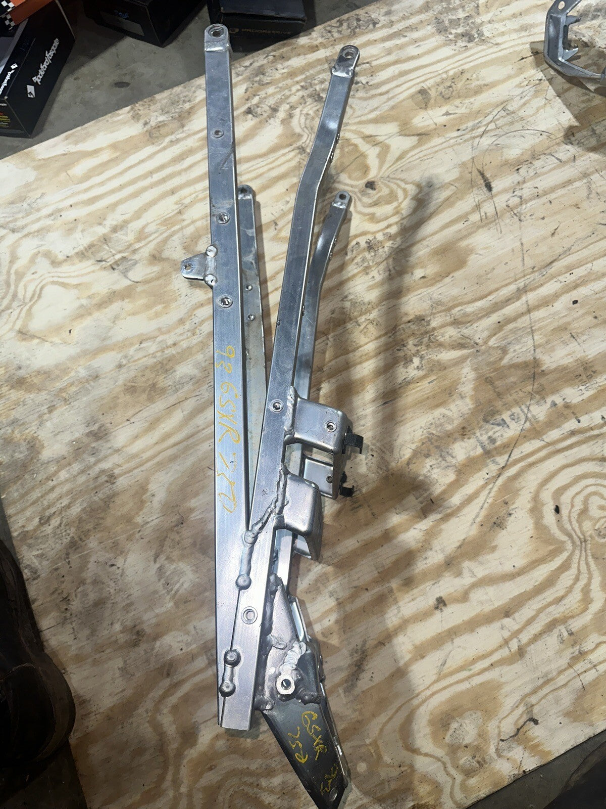 93-96 Suzuki Gsxr 750 Rear Subframe  Sub Frame Straight