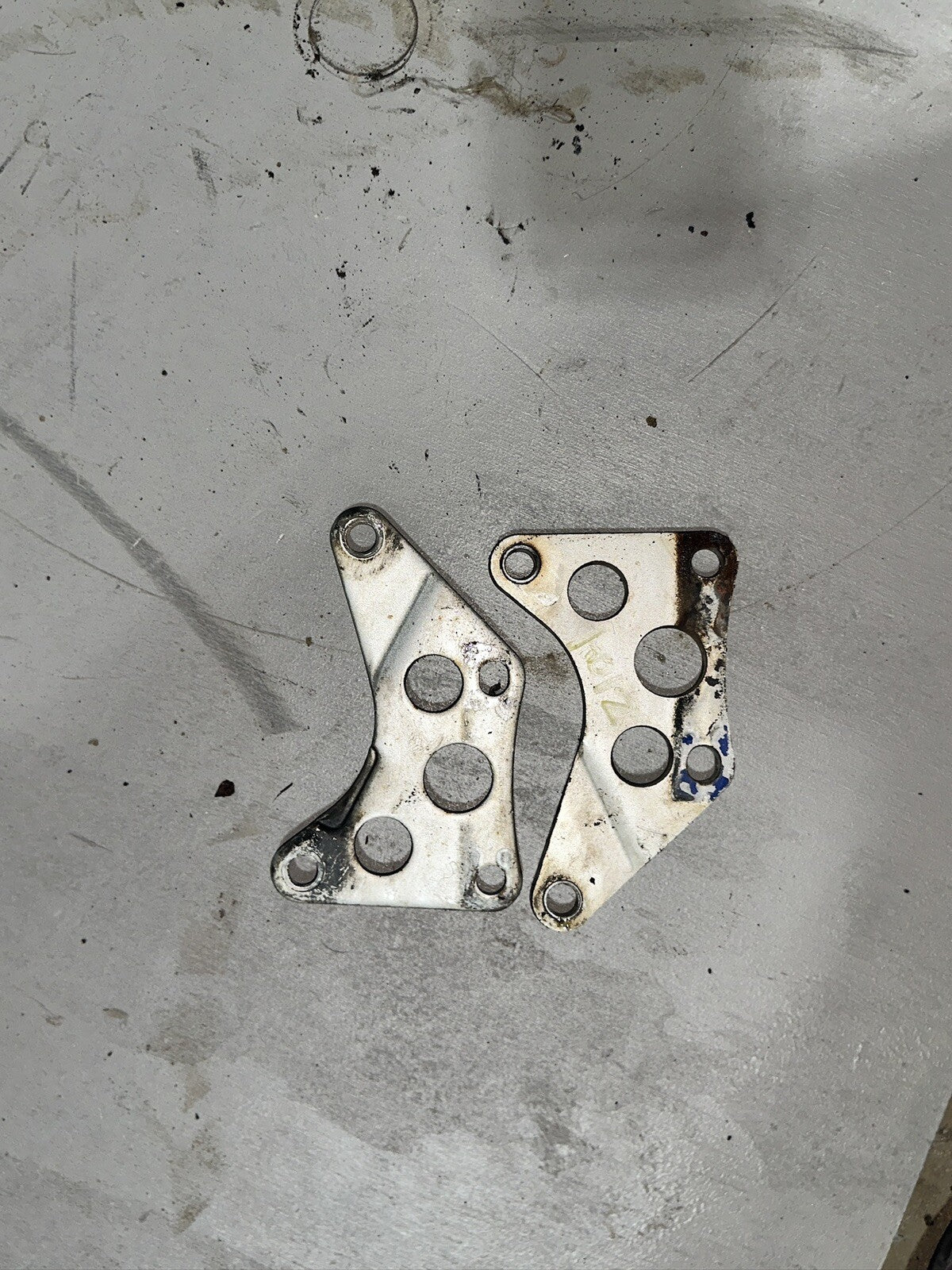 93 Yamaha XJ600 XJ 600 Seca II Engine Motor Mounts Brackets