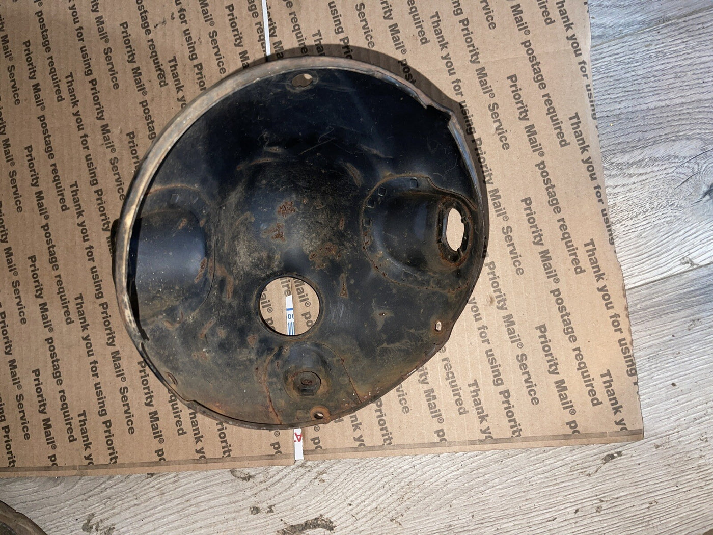 77 Kawasaki KZ400  Headlight Bucket Cover Housing 23005-047-21  ab