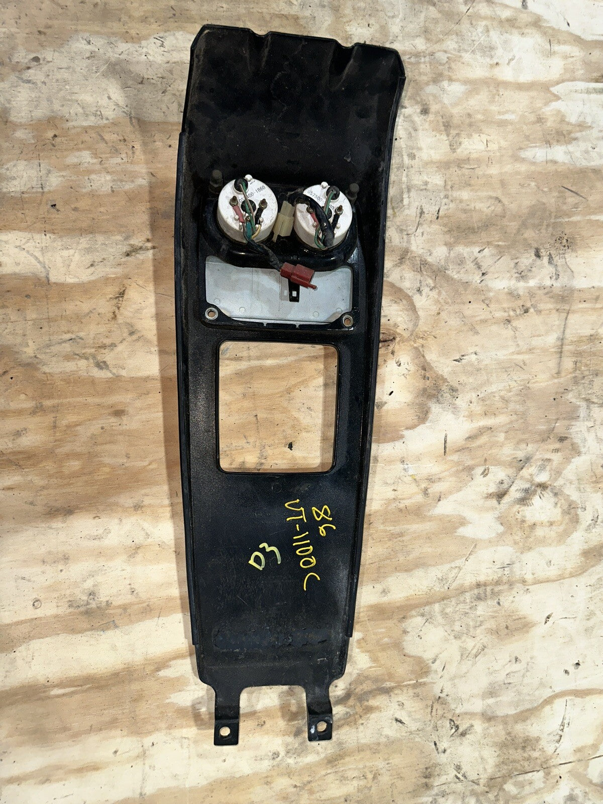 1986 HONDA VT1100C VT 1100 C SHADOW FUEL COVER AND FUEL GAUGE  TEMP GAUGE OEM