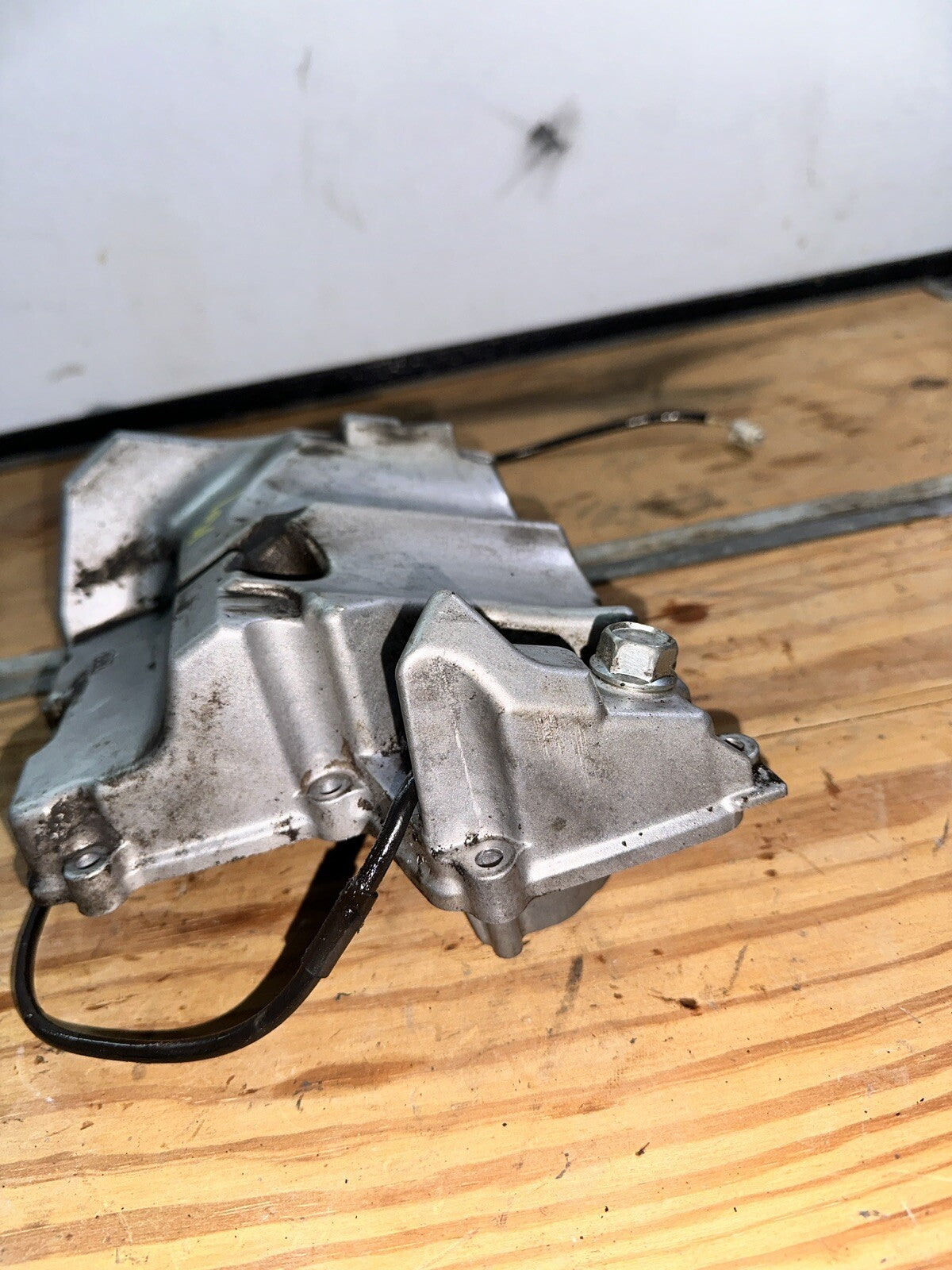 08-16 Yamaha Yzf R6 R6r Oil Pan
