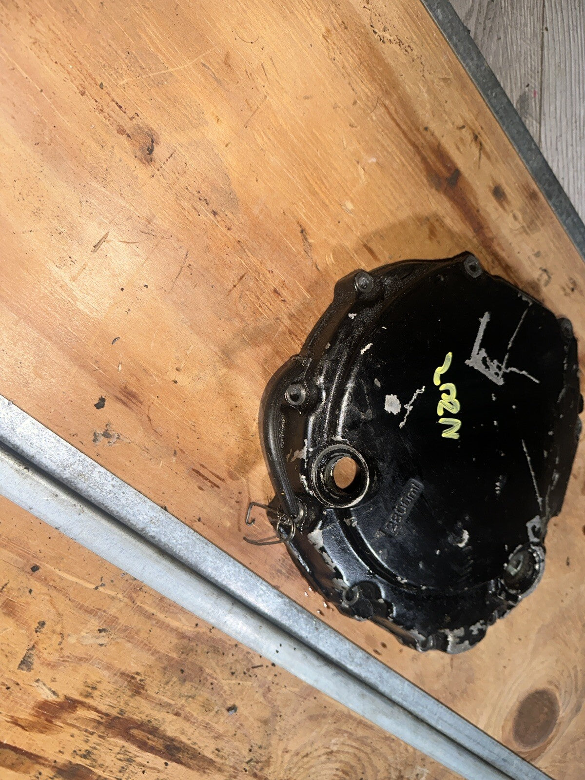 04-05 SUZUKI GSXR600 CLUTCH SIDE ENGINE MOTOR COVER