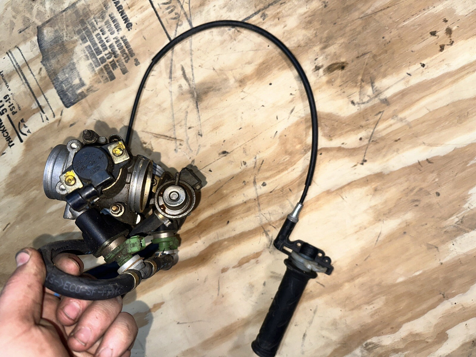 1999 99-01 Ducati 750SS OEM Throttle Bodies Intake Fuel Injectors Hoses