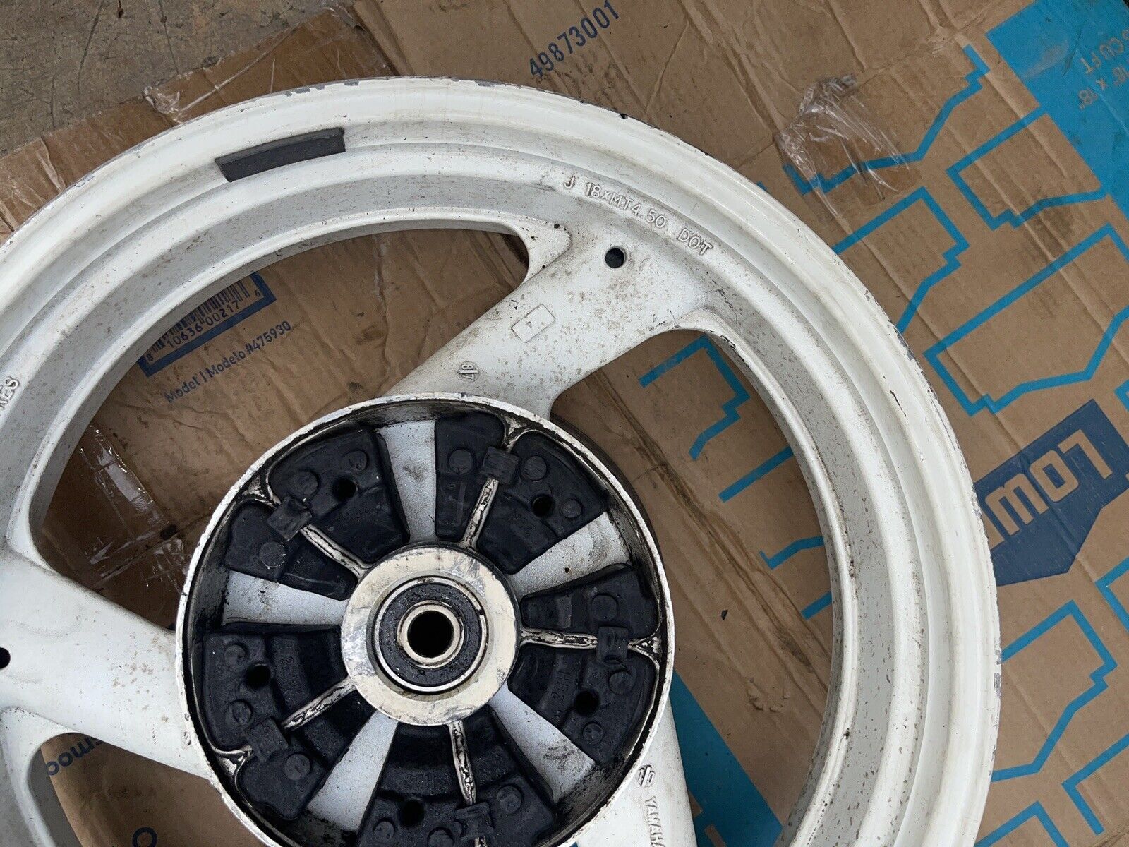 88 Yamaha fzr 1000 rear wheel Rim