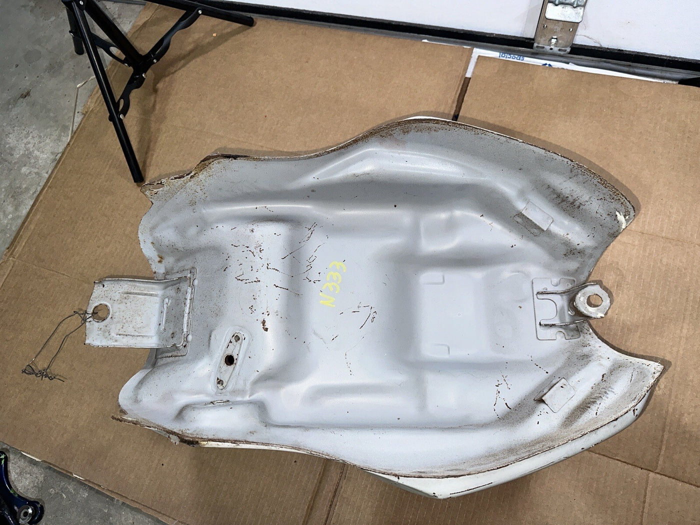 1984 85 HONDA VF500F VF 500 F INTERCEPTOR FUEL GAS PETRO TANK OEM 175A1-MF2-670
