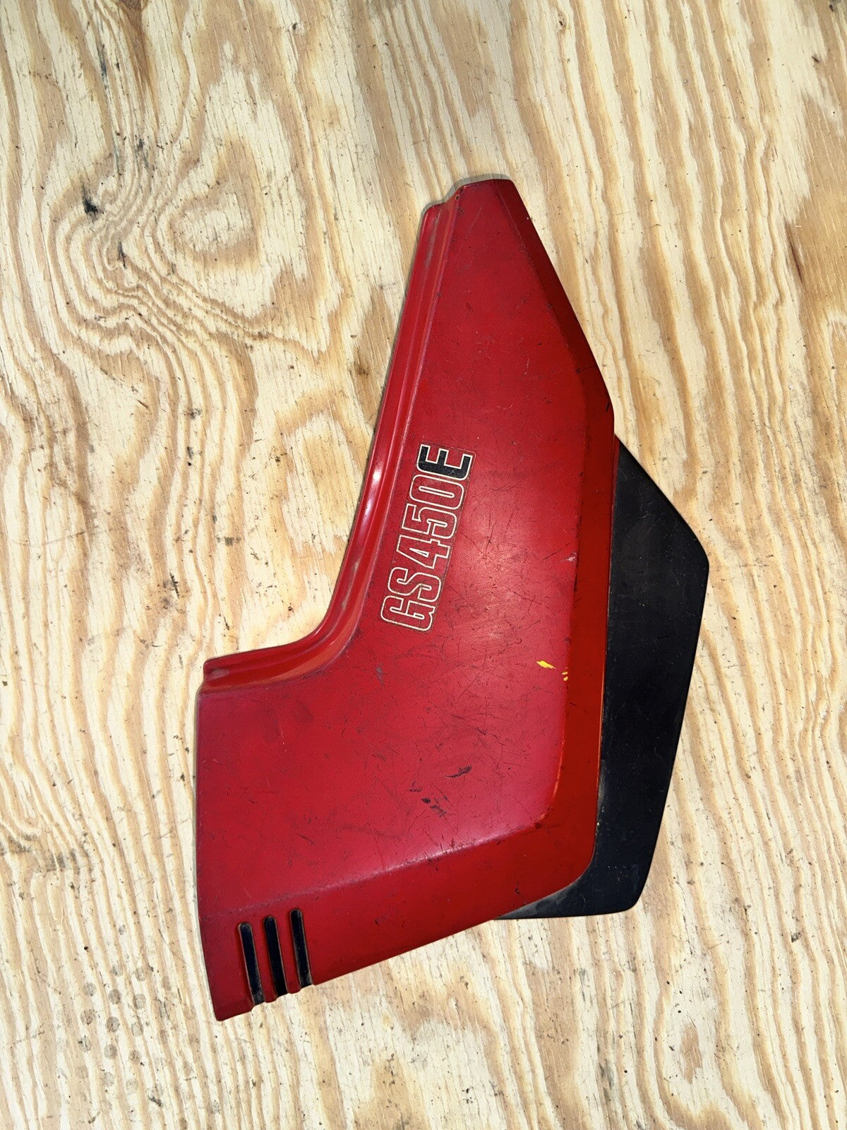 82 Suzuki GS 450 GS450 E GS450E left side cover panel