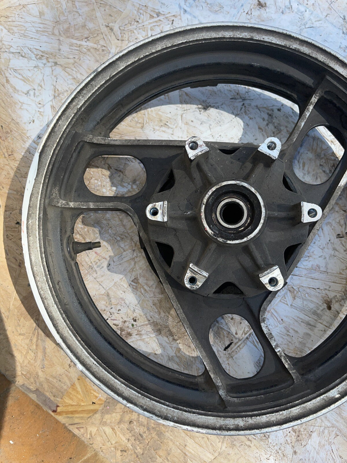 STRAIGHT! OEM Rear Wheel 84-85 FJ1100 FJ 1100 Back Rim `86 FJ1200 1200 