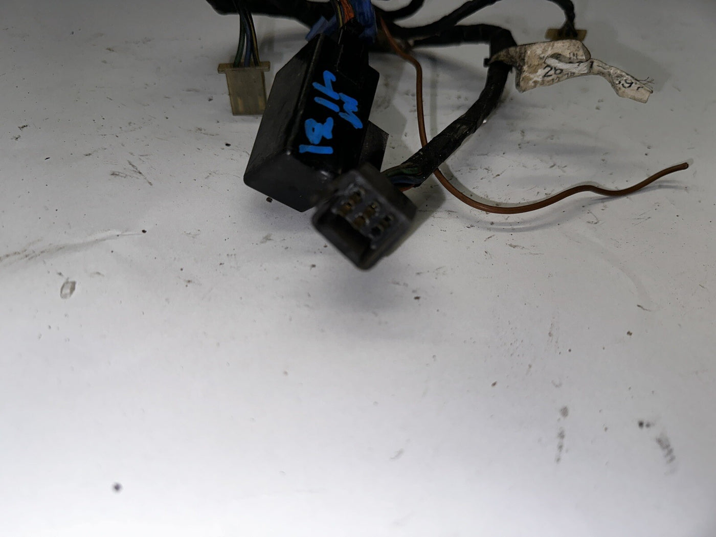 1989 Kawasaki Ninja ZX-10 ZX1000 B2 Front Wiring Harness OEM 26001-1897