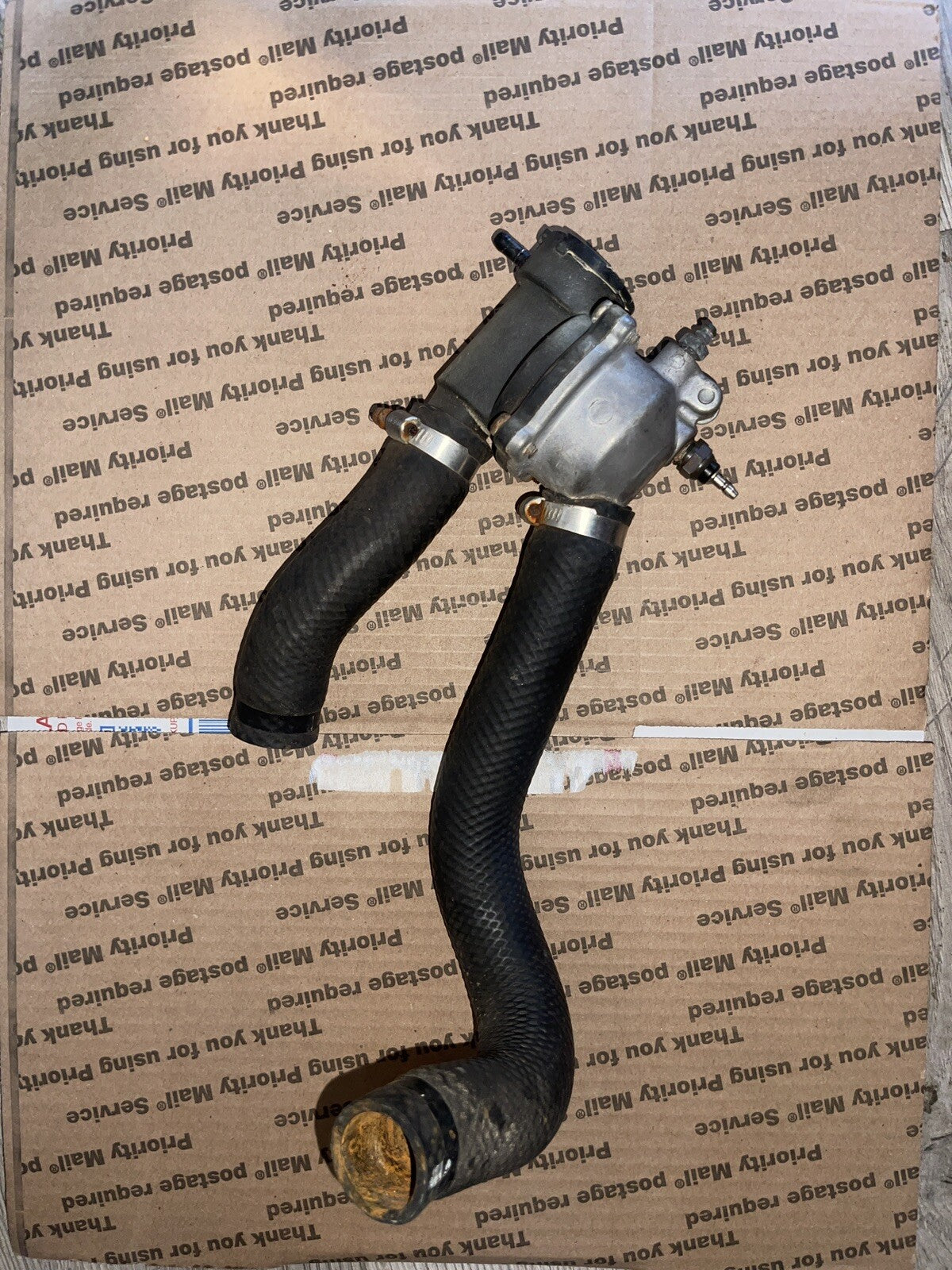 90-02 KAWASAKI NINJA ZX6 ZX6E Thermostat Housing