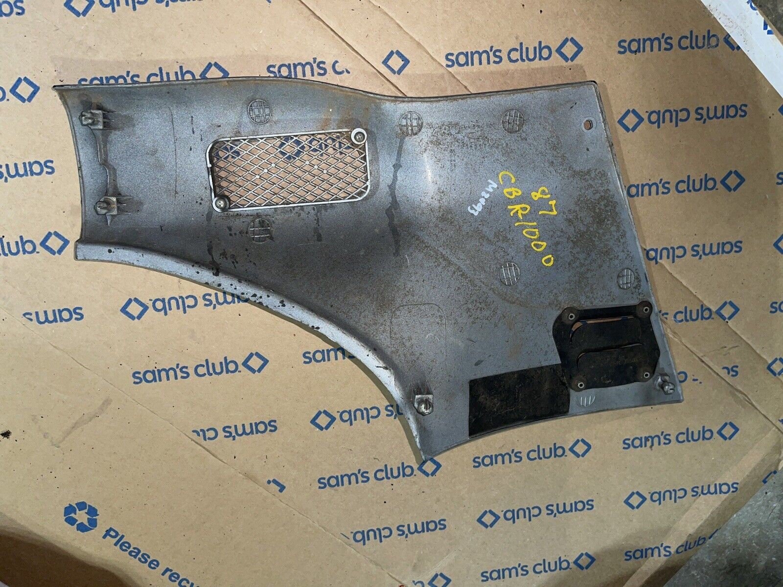 87-96 HONDA CBR1000F RIGHT FRONT SIDE SEAT SADDLE PANEL TRIM COWL FAIRING
