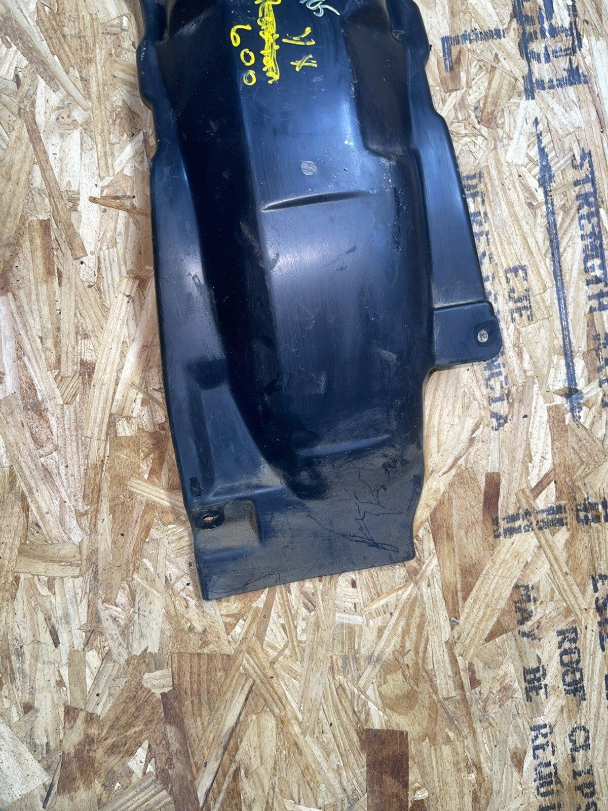 86-90 Yamaha Radian Yx600a  Rear Inner Fender Mud Guard 