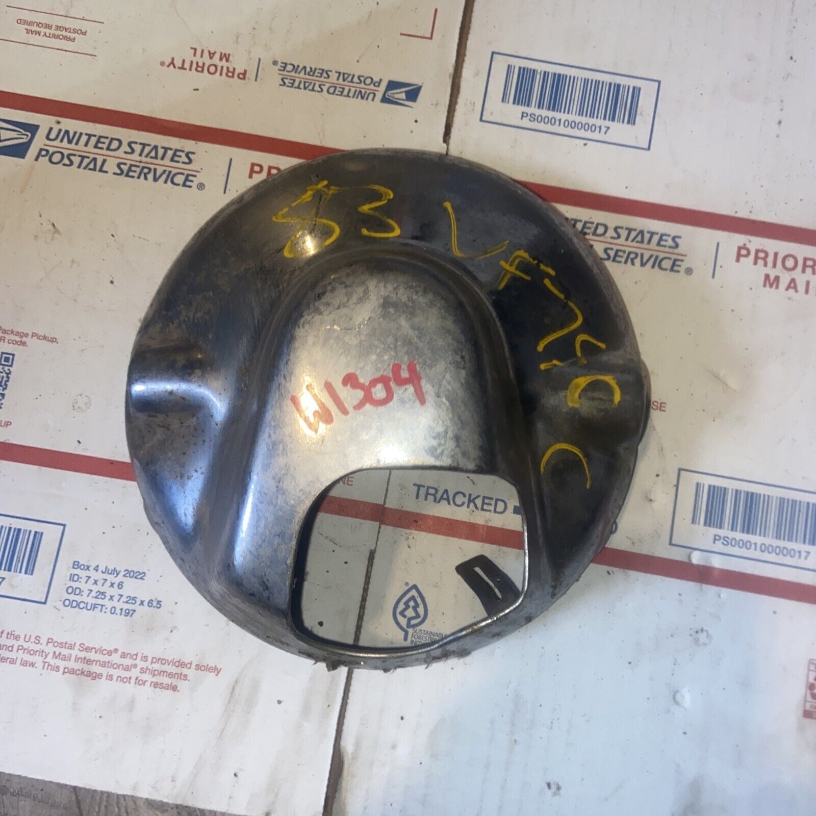 83 HONDA VF750C VF 750 V45 MAGNA CHROME HEAD LIGHT BUCKET HOUSING STOCK OEM