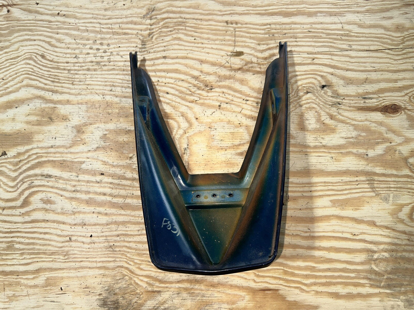 '82 83 XS400R SECA XS 400 REAR TAIL FAIRING COWL PLASTIC COMPARTMENT 1982 YAMAHA