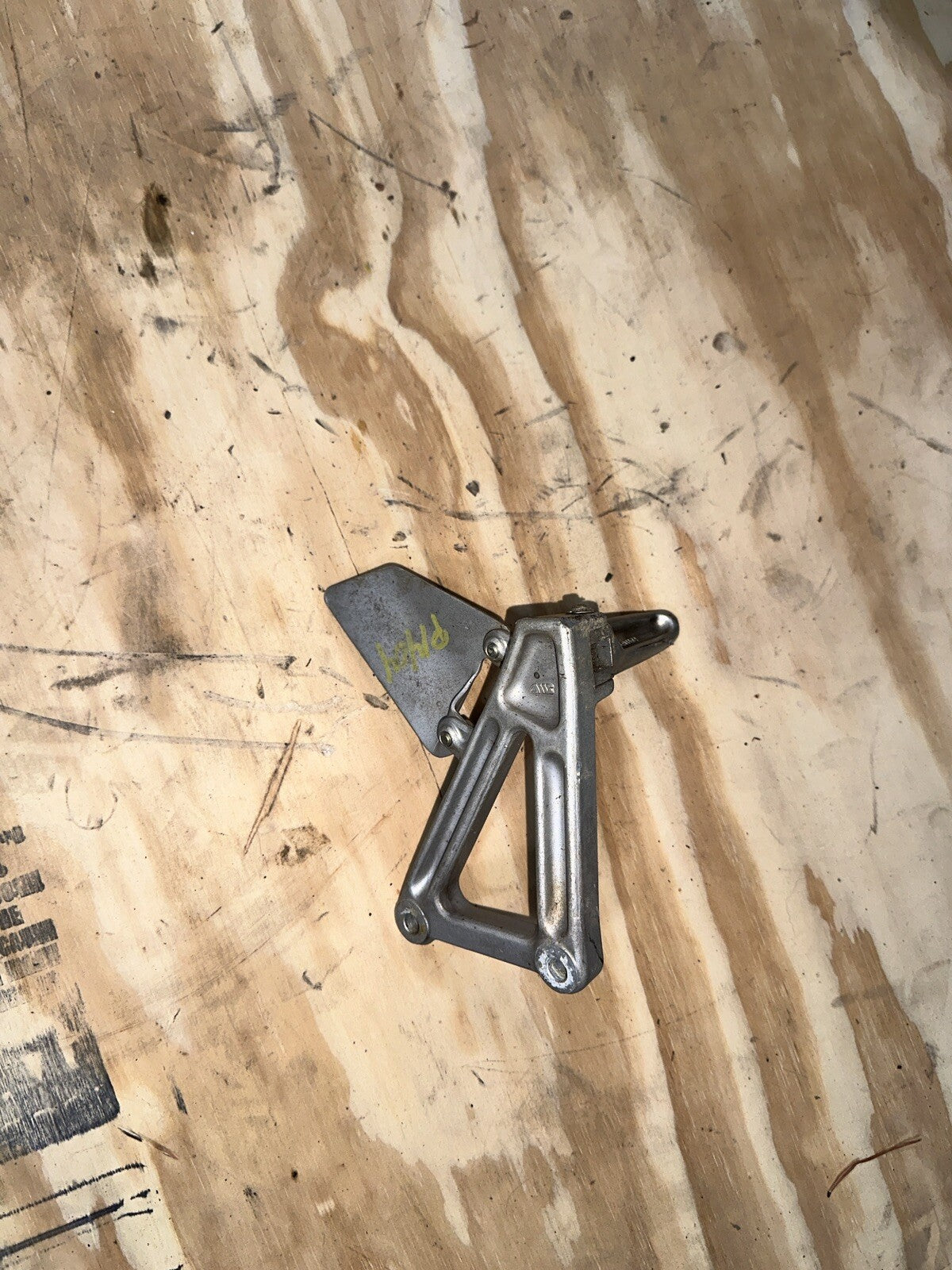 01 Ducati Supersport 750 750SS Right Driver Peg & Bracket