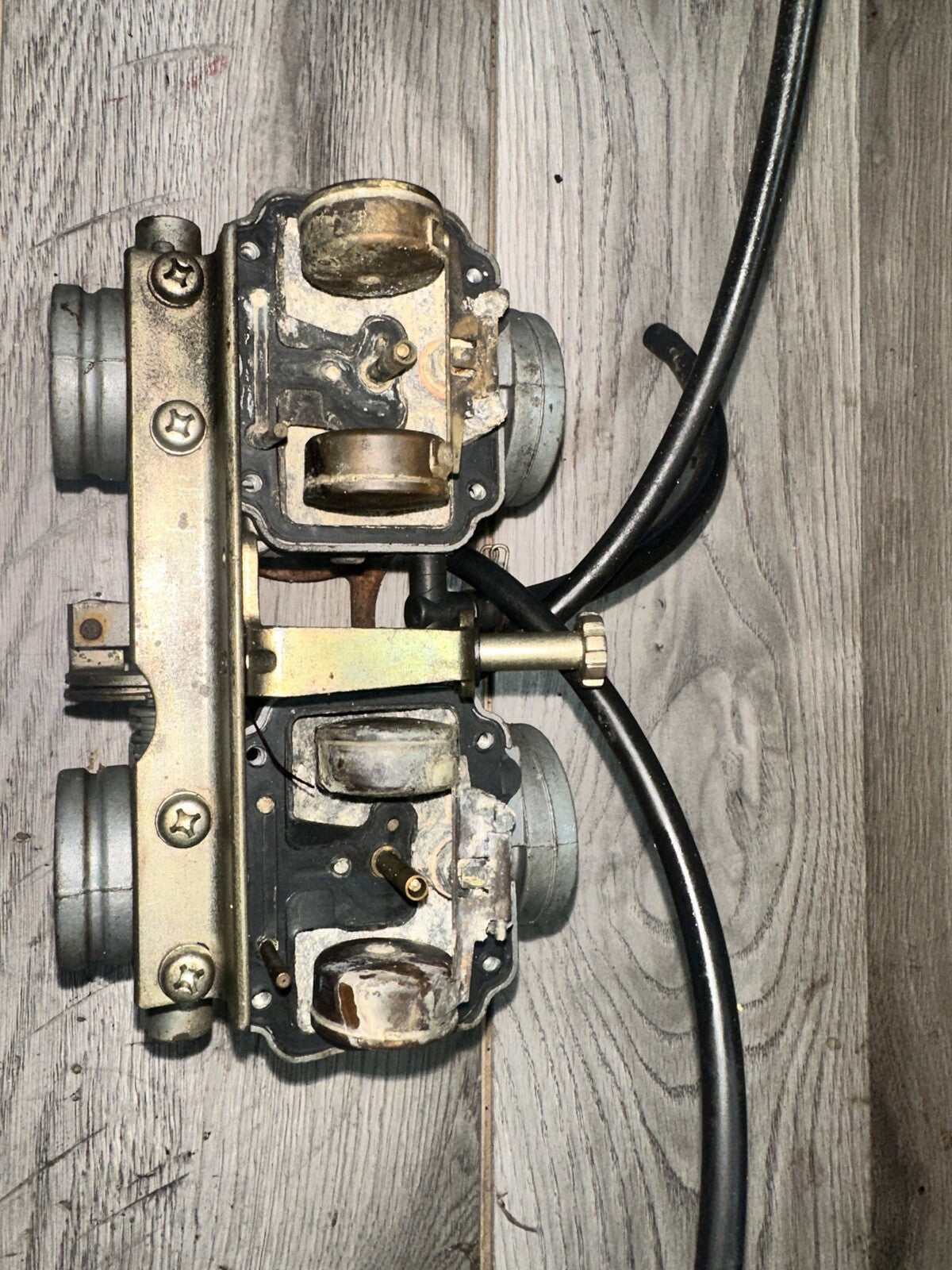 1980 1981 1982 Suzuki Gs 450 Carburetors Carb  Mikuni NEEDS CLEANING
