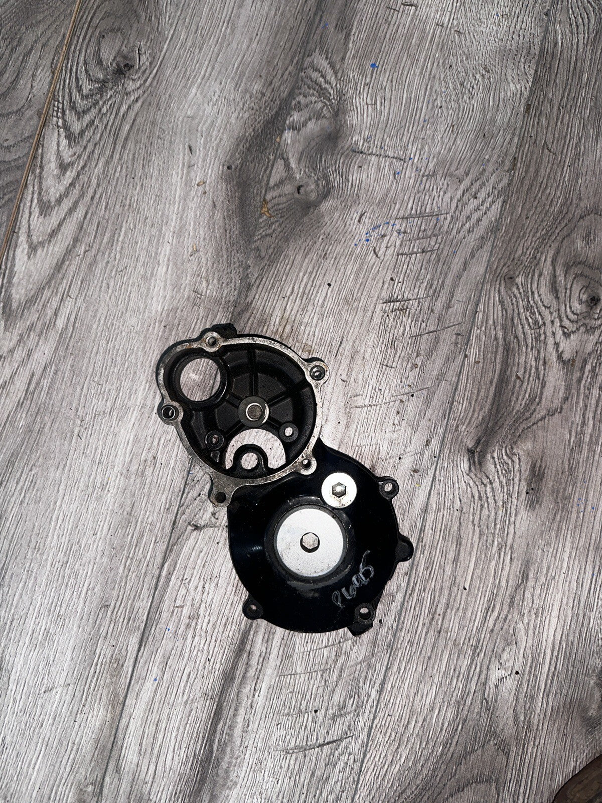 1996 - 1999 GSXR 600 1997 - 2000 750 OEM STARTER COVER