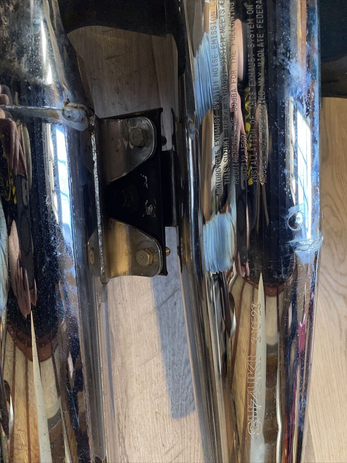 Suzuki intruder vs 1400 exhaust system