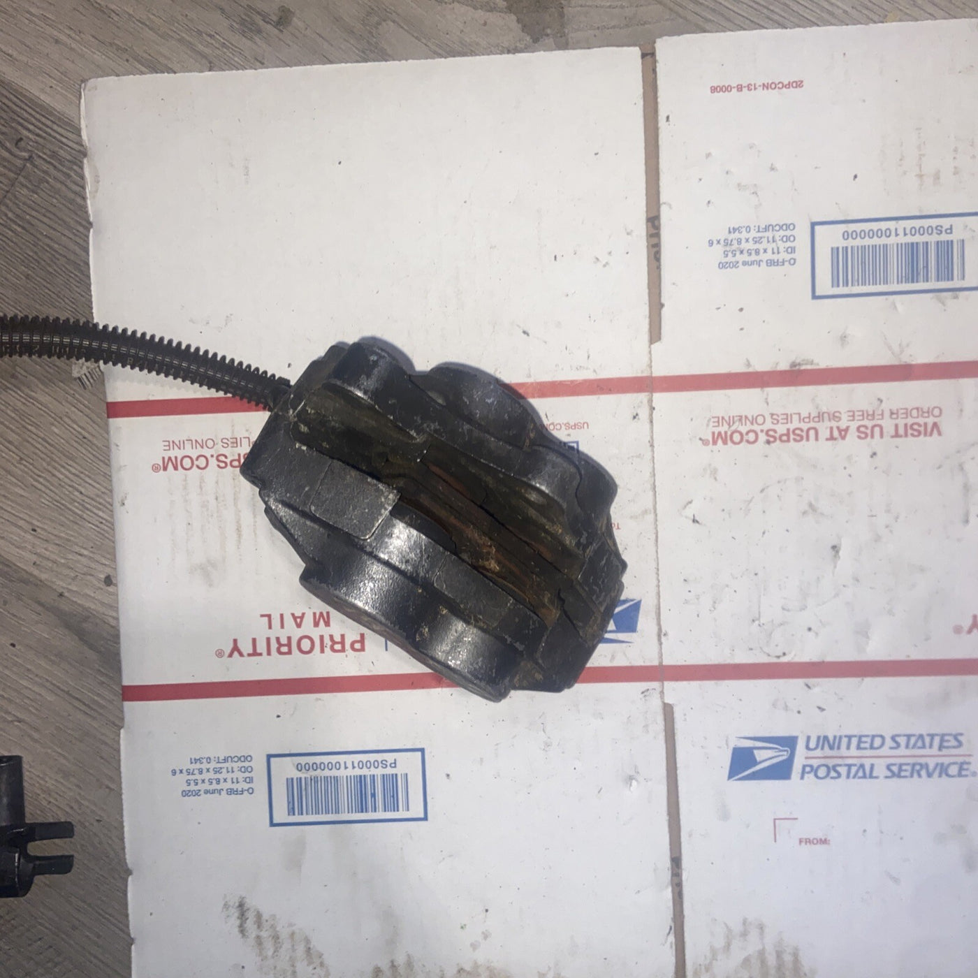 94 KAWASAKI NINJA ZX7 BRAKE CALIPER