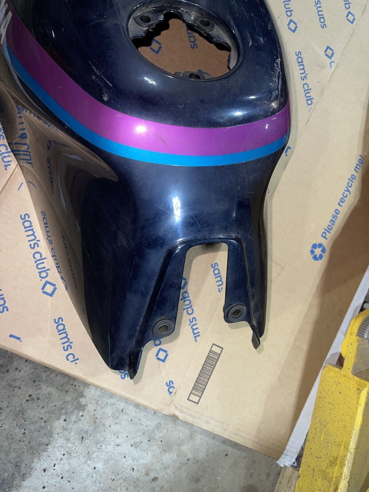 93-99 YAMAHA FZR600 GAS TANK FUEL CELL COVER FAIRING COWL