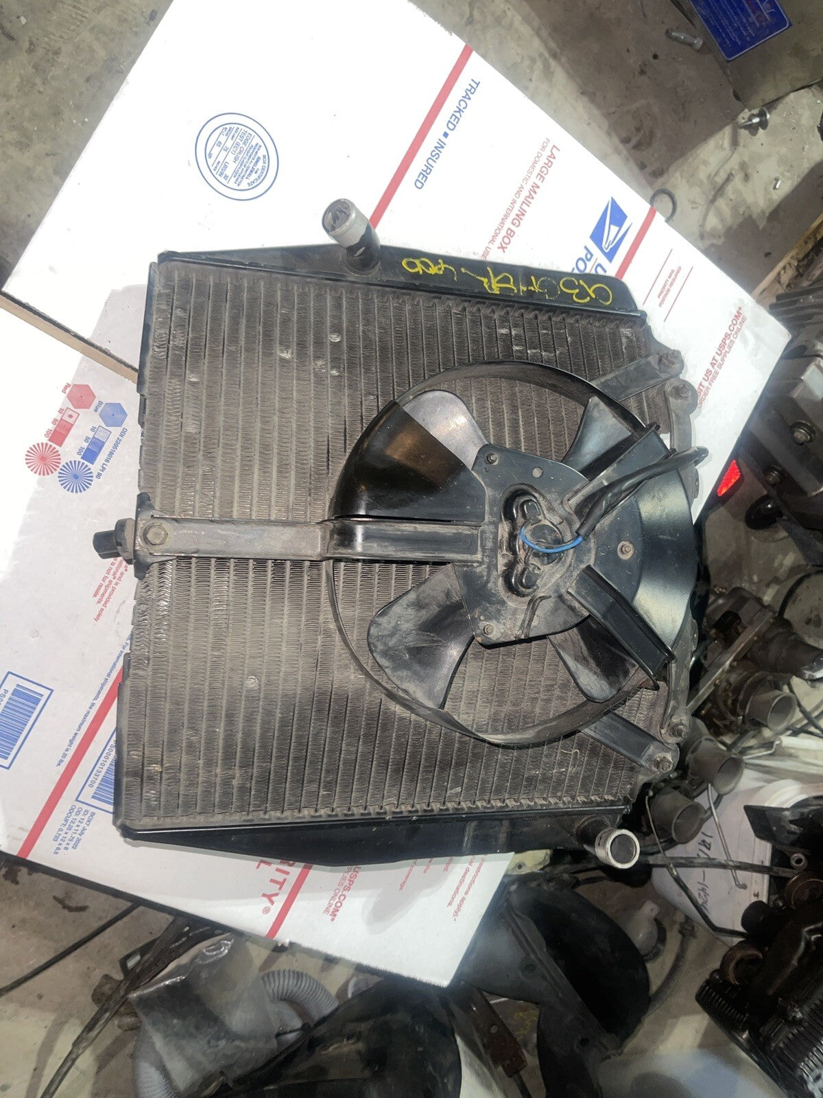 93 94 95 1993 SUZUKI GSXR 750 600 750W OEM RADIATOR COOLING